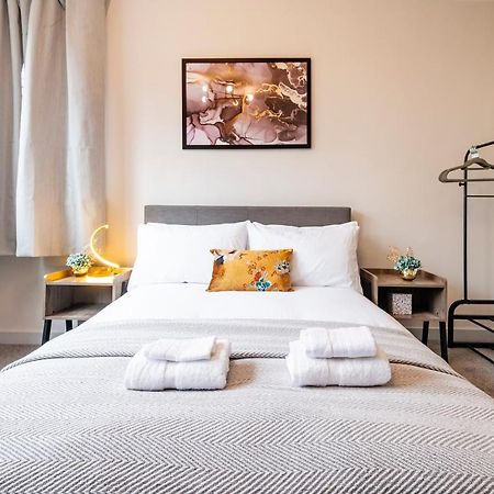Lovely 4 Bedroom Flat In Wandsworth- London Exteriör bild