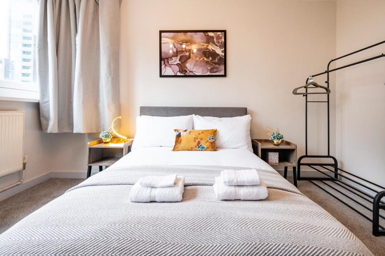 Lovely 4 Bedroom Flat In Wandsworth- London Exteriör bild