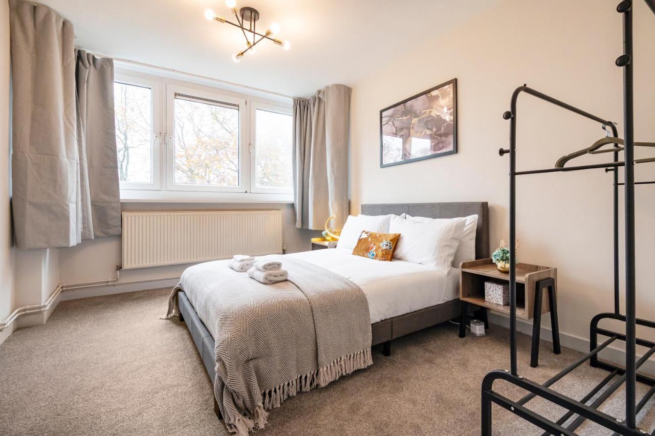 Lovely 4 Bedroom Flat In Wandsworth- London Exteriör bild
