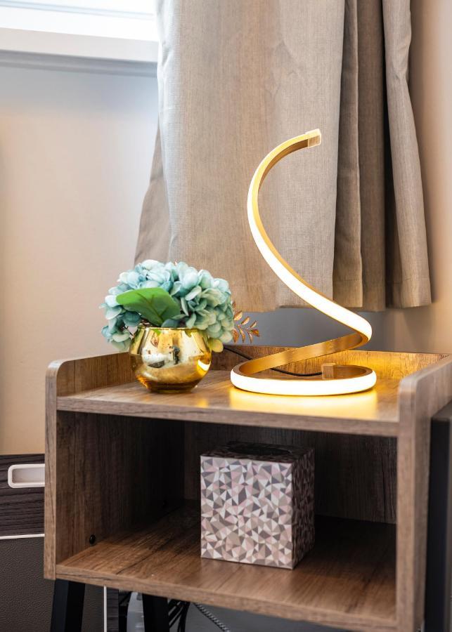 Lovely 4 Bedroom Flat In Wandsworth- London Exteriör bild